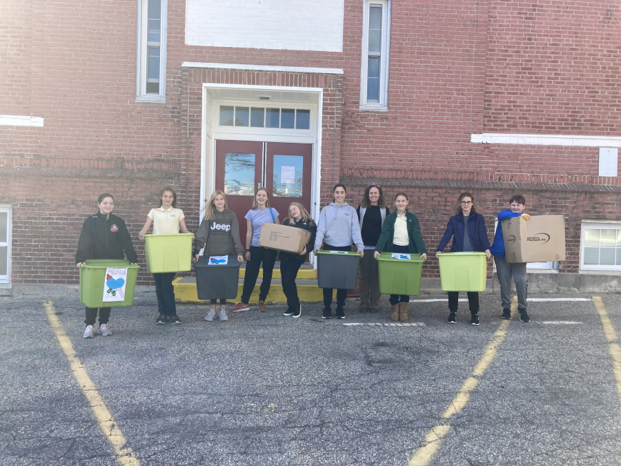 St. John's Students in Brunswick Hold "Warm Hearts, Warm Hands" 